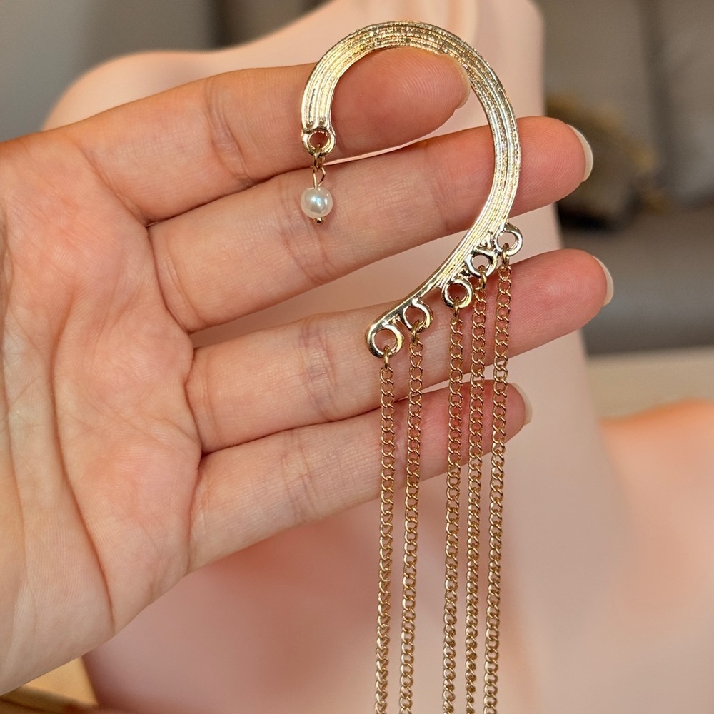 Elegant Gold Tassel Earrings - Picture 7 of 11